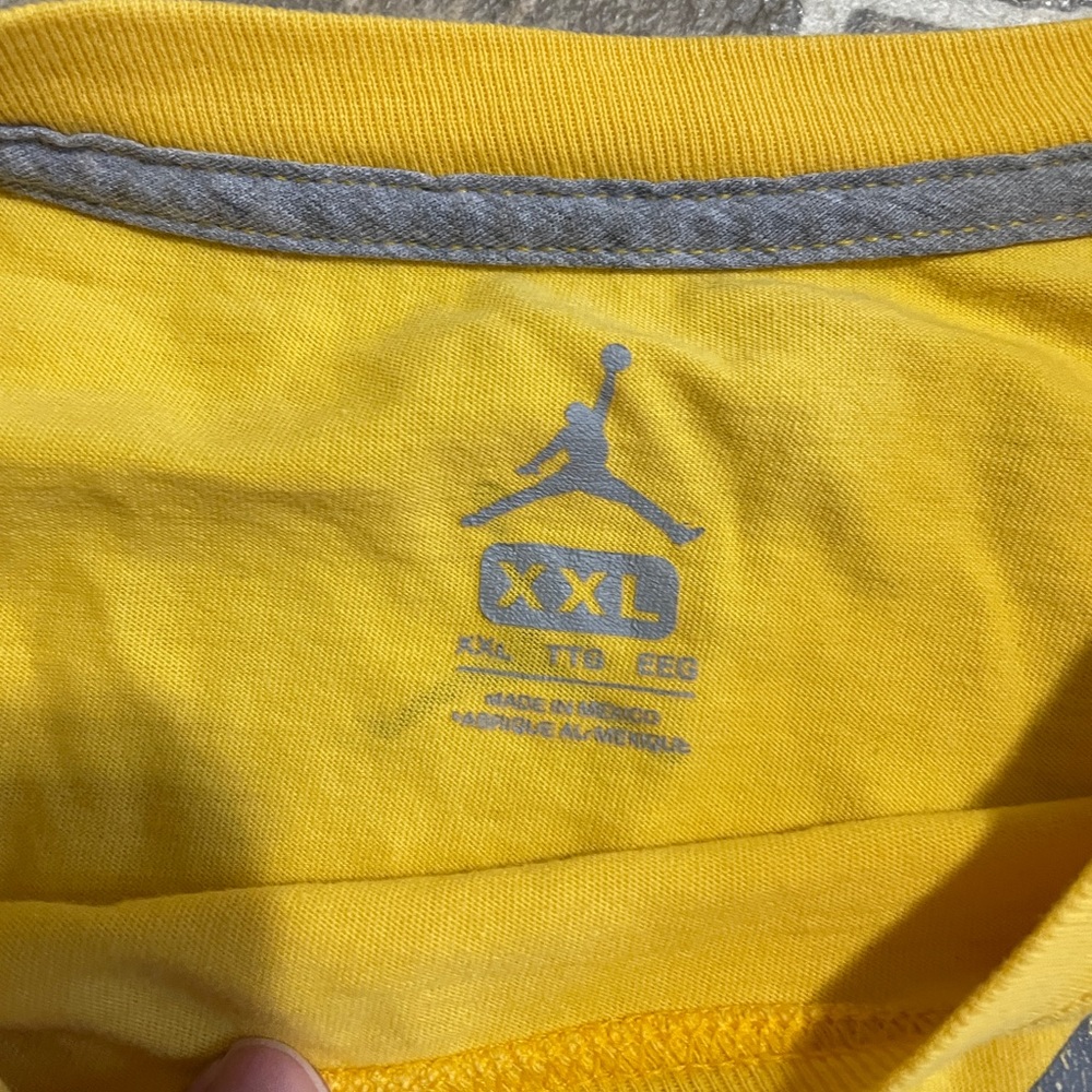 Yellow Jordan T Shirt 2XL
